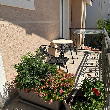 Apartments Mitrovic Podlicak Sveti Stefan Eksteriør billede