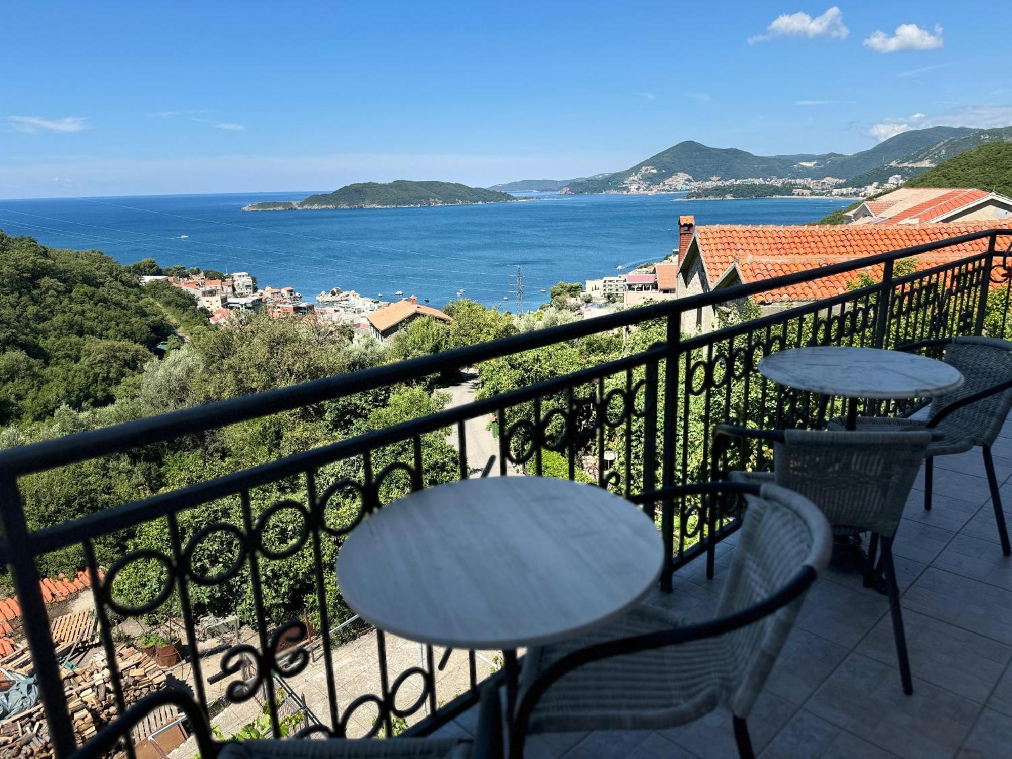 Apartments Mitrovic Podlicak Sveti Stefan Eksteriør billede